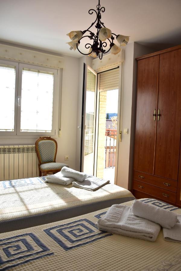 Casa Raichu Bed & Breakfast Obanos ภายนอก รูปภาพ